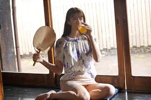 Mùa hè buồn chán ở quê nện vợ nhà sát bên thiếu thốn vì lấy chồng già