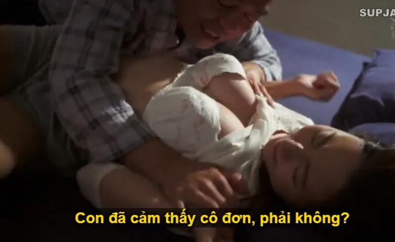 Thấy con trai mãi mê công việc để vợ sắp cưới của con trai cô đơn, bố ông chồng làm liều đè phang con dâu